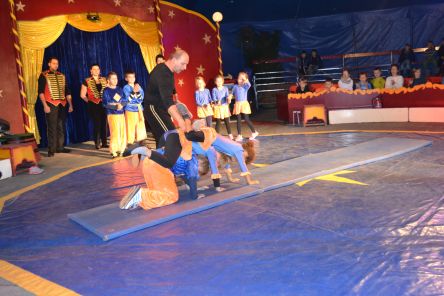 1.Zirkus_Bellissimo69b