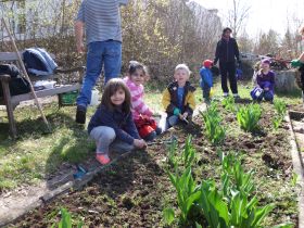 Schulgartenaktion2013.05b
